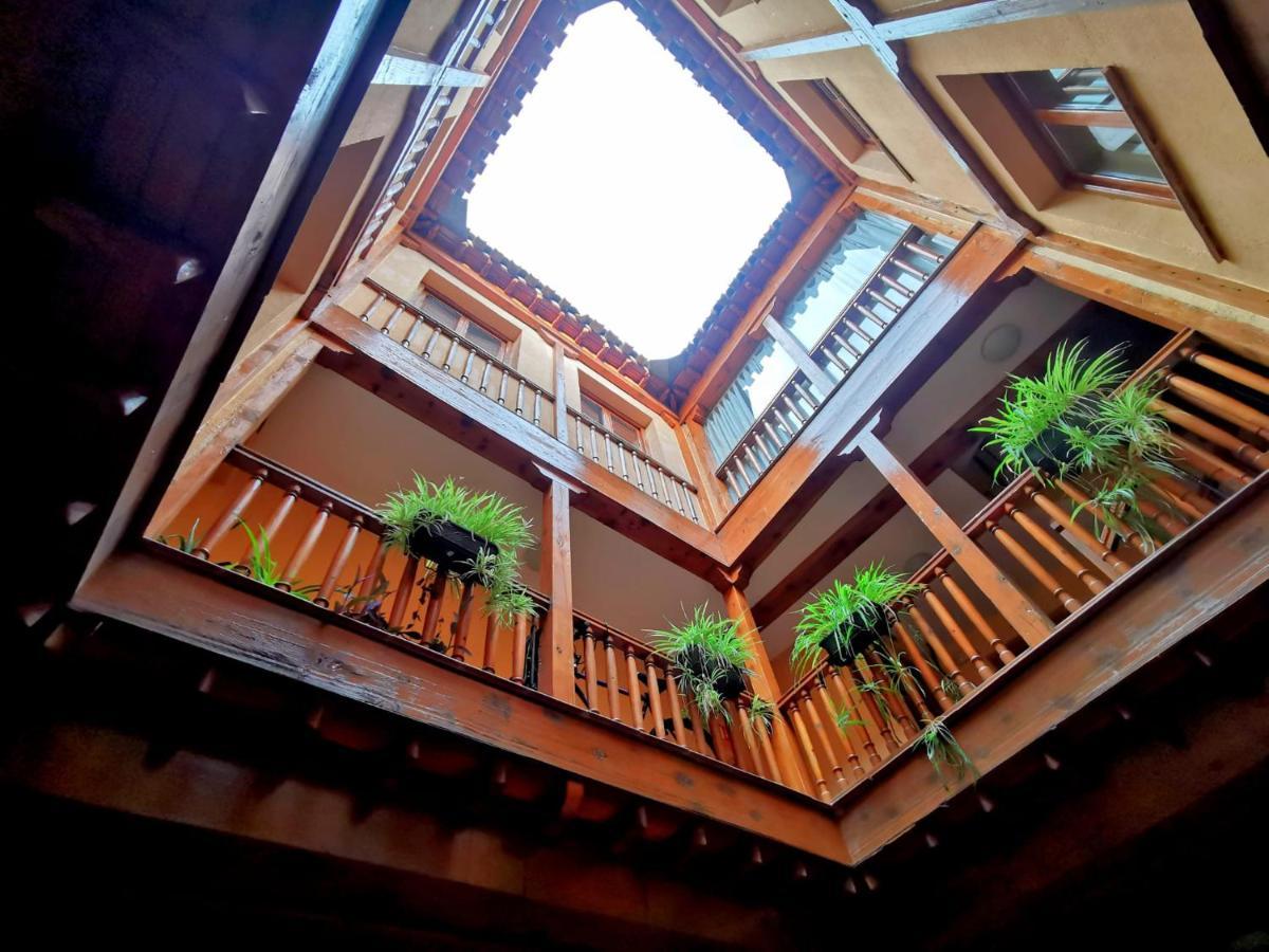 Apartamento Vicario Toledo Bagian luar foto